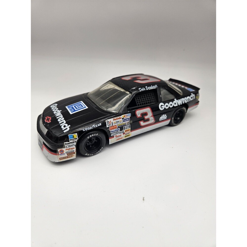 Dale Earnhardt #3 Goodwrench Racing 1992 Diecast Model Car Vintage